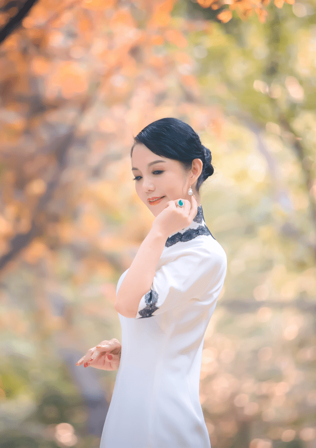 扣子 国庆节，金扣子给你搭配旗袍风格，才与众不同