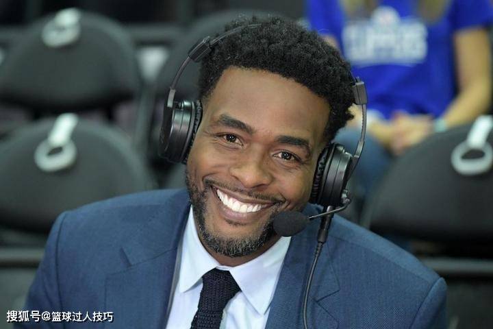 惊为天人的颜值,神似威尔史密斯的他在当年那群nba肌肉壮汉里头仿佛就