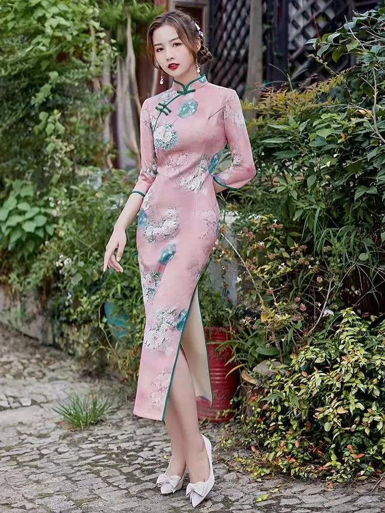 真丝 粉色真丝双层旗袍裙，清新婉丽，可以更好的秀出你的迷人好身材！