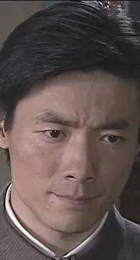 地下|余则成的孤独，成就了《潜伏》