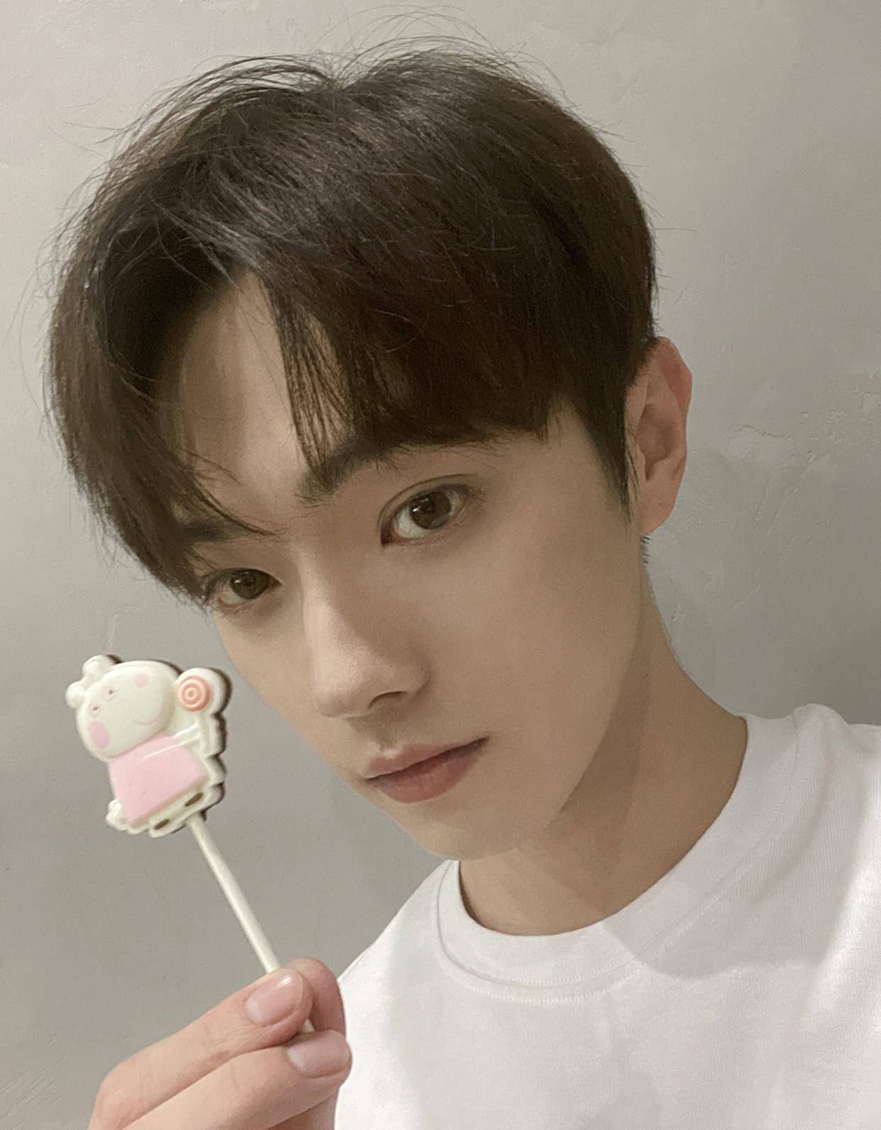 干净男生真实的图片 243664c993d444dda850ef5436da557e.jpeg