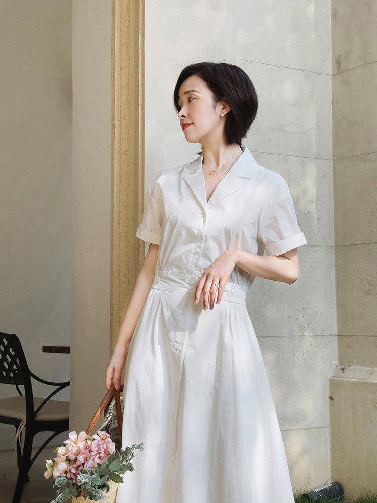 面料 秋冬连衣裙怎么选?穿一件西装领百褶裙就够了,很适合30+的女性