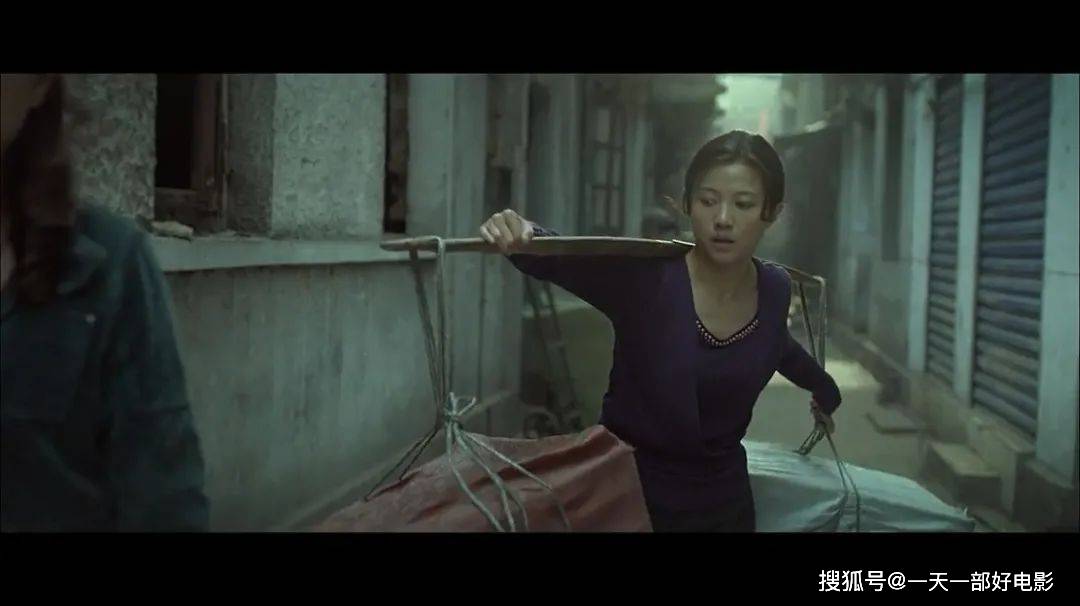 生活|扎心的“泼妇”,不容错过的冷门高分电影《万箭穿心》