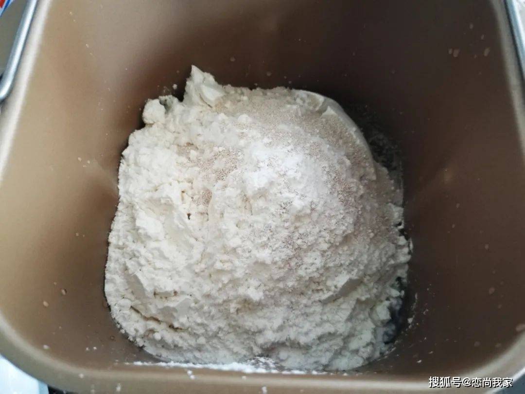 关键|早餐给孩子做荷叶包,给肉包子都不换,关键是夹的馅料满口留香!