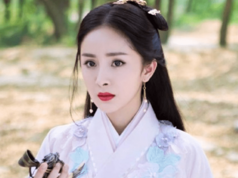 样子 当女星遇见古装造型:谭松韵清纯,刘亦菲飒爽,她让人彻底沦陷!