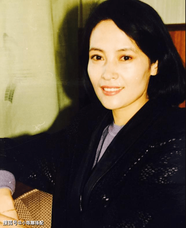 晓英 越老越优雅的典型，还要看宋晓英！66岁穿衣有术，妈妈们照着穿搭