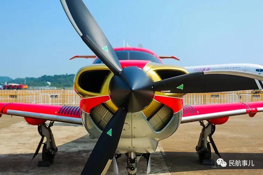 钻石da50飞行13000公里亮相第十三届珠海航展