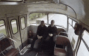爆笑GIF：不錯，不錯跳的不錯！就是晃的厲害，眼睛跟不上！ 搞笑整蠱 第6张