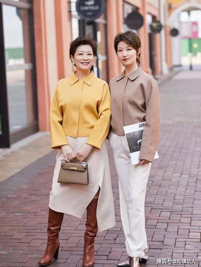 缺点 60岁的“粗腰”女人,半身裙这样穿显瘦又高级,身材真不是关键