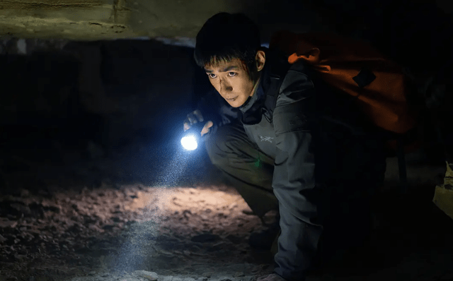 小洪|《峰爆》大卖 | 背后是更凝聚的民族精神