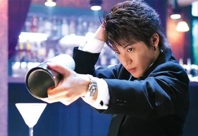 营业出淤泥不染的当红男偶像其实是人渣？逼女性下海为自己打榜...