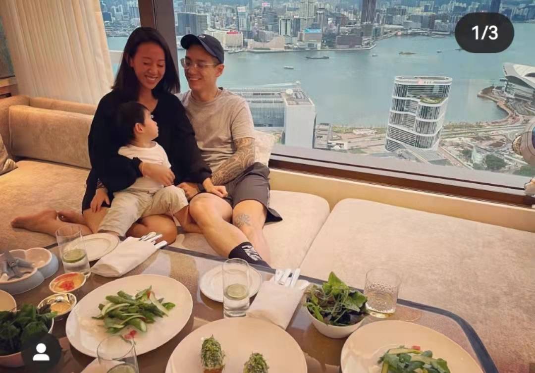 角色|38岁女星喜迎二胎！与小8岁二婚老公结婚仅2年，佘诗曼等齐送祝福