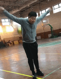 爆笑GIF: 當你很愛你的老婆時, 你就不願意讓她受一點委屈 搞笑整蠱 第4张