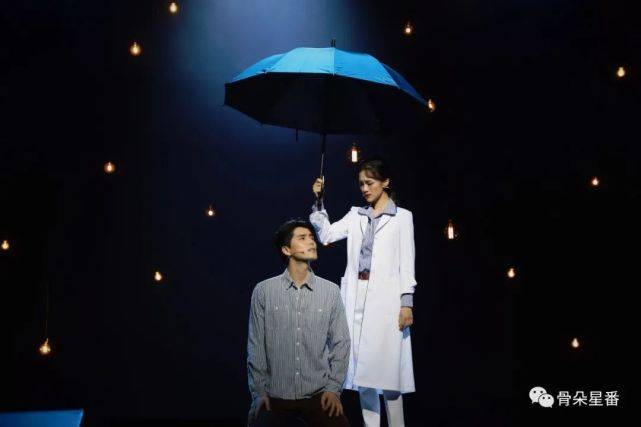 舞台|热剧人物丨主旋律、音乐剧、“小角色”,安悦溪的“千人千面