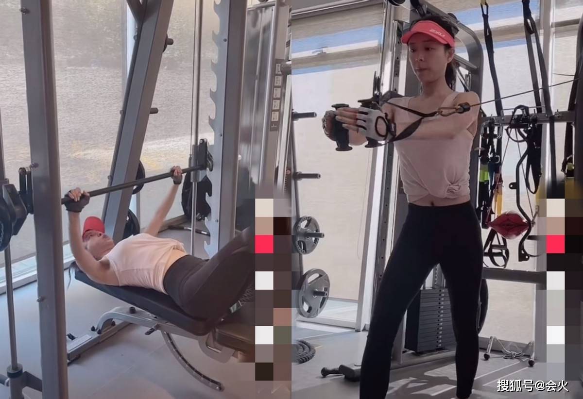 舞台|41岁张静初健身视频曝光！小蛮腰肌肉臂好惹眼，脚底袜子却有破洞