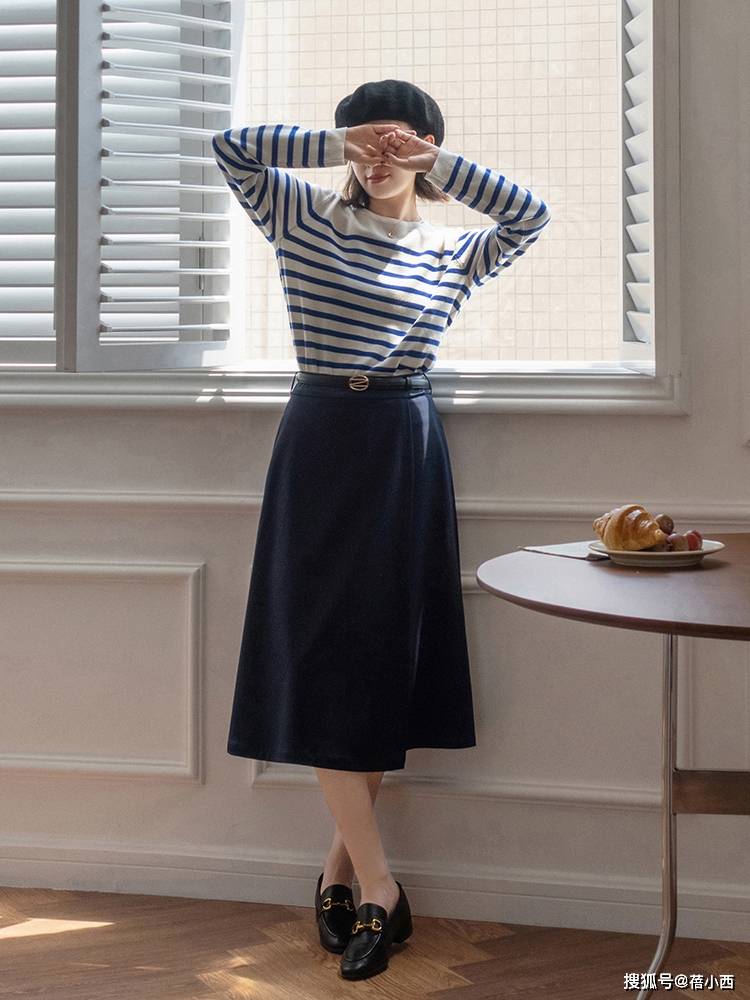 乐福 秋冬建议30+女性多备这“3双鞋”,搭配大衣、毛衣,高级又有气质