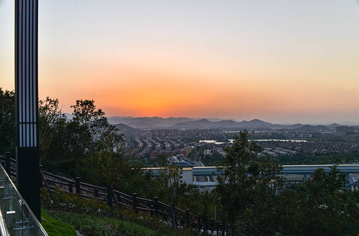 江北獅子山上看日落四周都是美景