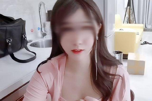 怎么当主播的视频 57c77b4aa678443ba190d56576889cde.jpeg