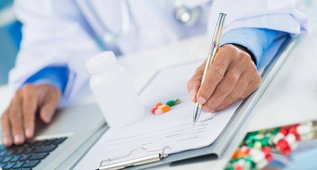 他汀|治疗颈动脉斑块,长期吃他汀类药物,有导致糖尿病风险怎么办?