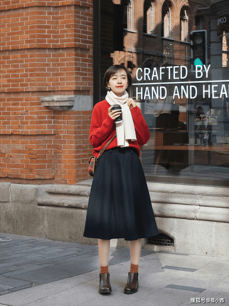 乐福 秋冬建议30+女性多备这“3双鞋”,搭配大衣、毛衣,高级又有气质