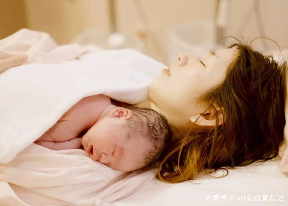 公婆|二胎是孙女，公婆的行为让人“羡慕”，孙子：我在哪，我是谁