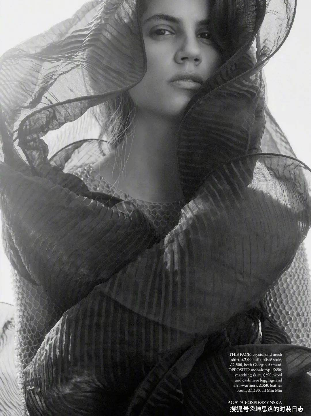 摄影 英国版时尚芭莎2021年十月刊时装大片合辑 浪漫秋日风景