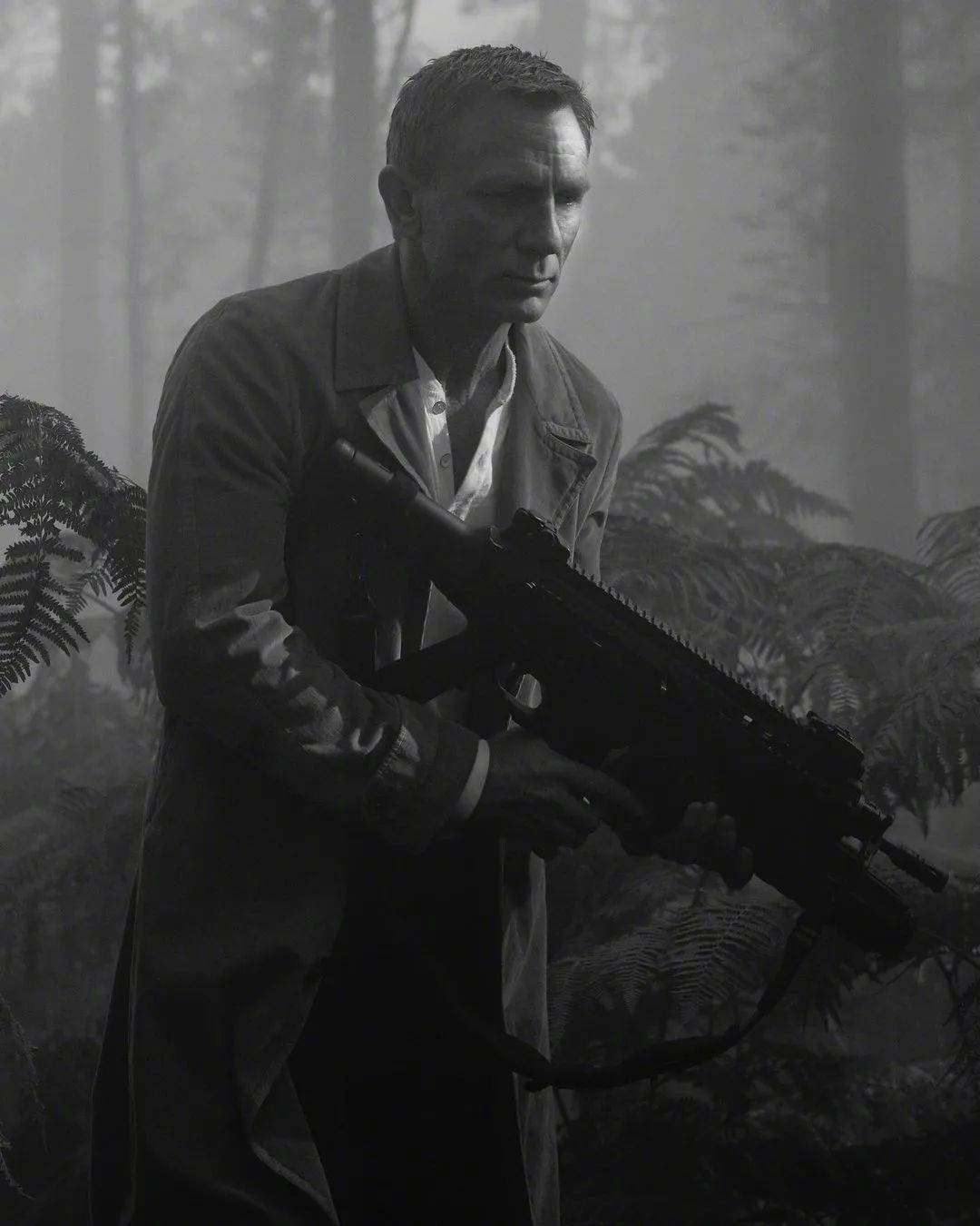 全球|《007:无暇赴死》北美不如预期!男女主角曝性感写真