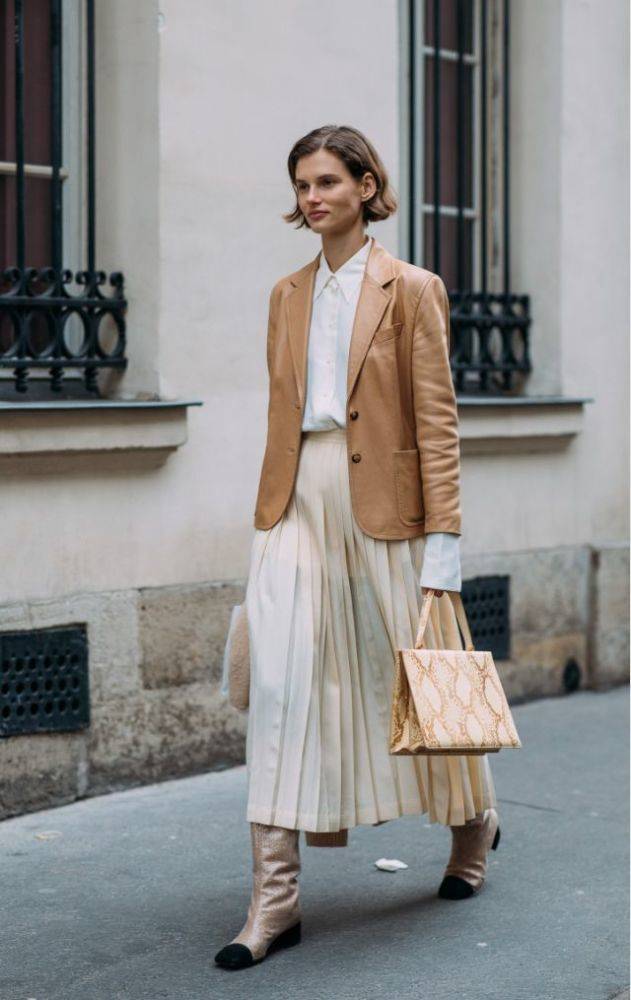 黑色 杨幂不走美艳大美人路线，秋天爱上皮革单品，立刻时髦感狂飙了