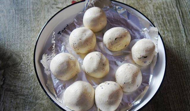 米面|比油条还好吃的早餐，黄米面炸至金黄，外酥里糯，全家人都爱