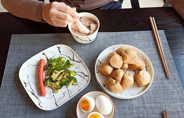 蔬菜|教你做懒人早餐，15分钟1大桌，好吃又省事儿，儿子身高超过175