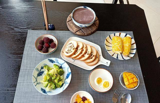 新世界|夏天如何优雅地做一桌早餐?发朋友圈,网友大嚷:打开新世界