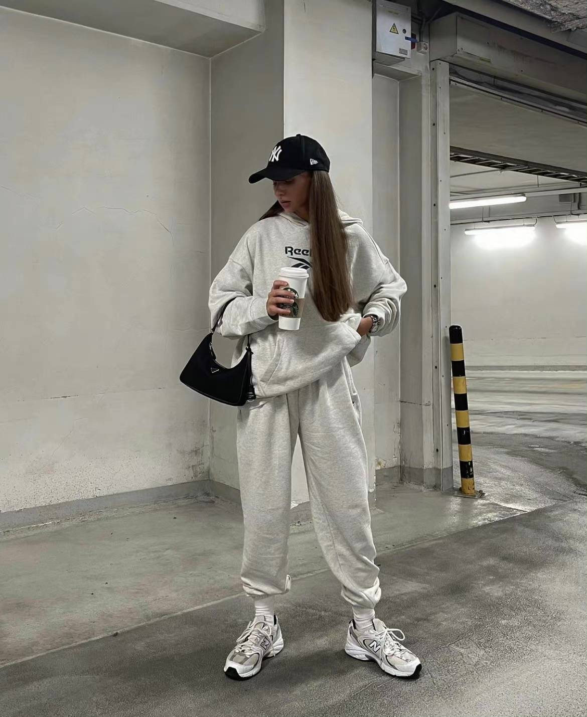 卫衣 今年卫衣该这么穿!显瘦、高级,还不像网红