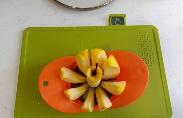 苹果|我家早餐从不买,自己做15分钟搞定,鲜香美味又营养,全部吃光光