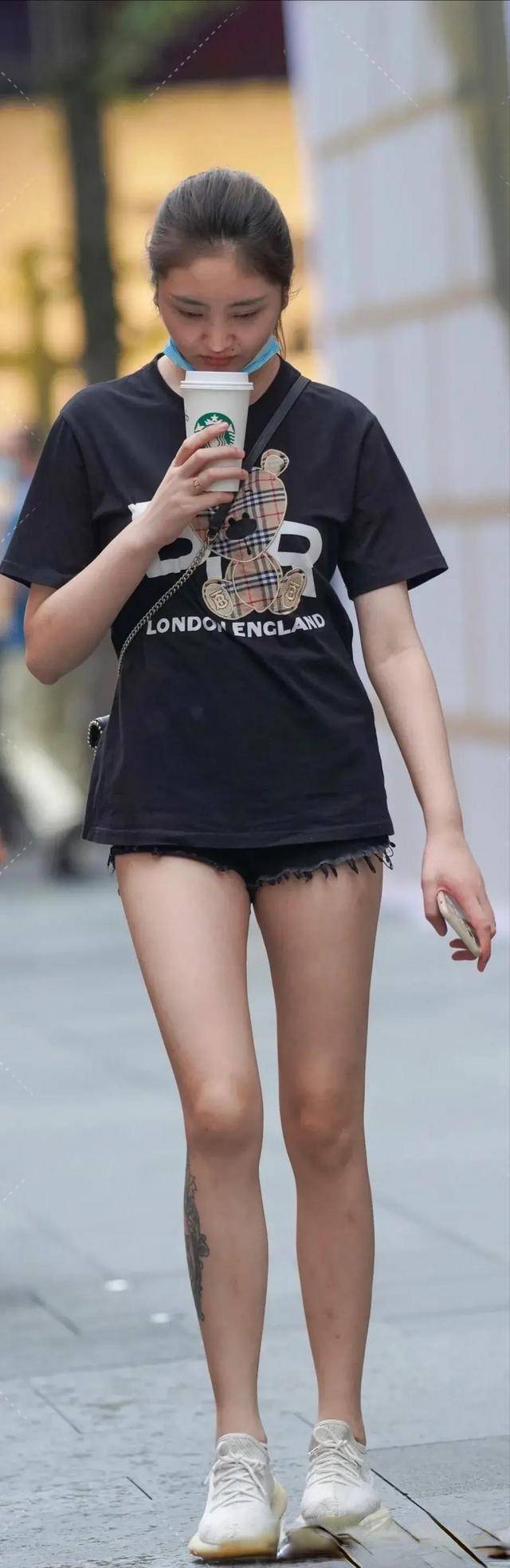 亮点 时髦美丽的鲨鱼裤穿搭尽显青春姿态，展示美丽小脚，灵活多变