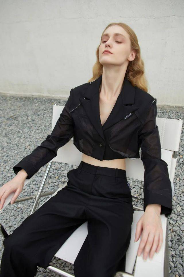 品牌 Point Zero One：高品极简 平衡至美