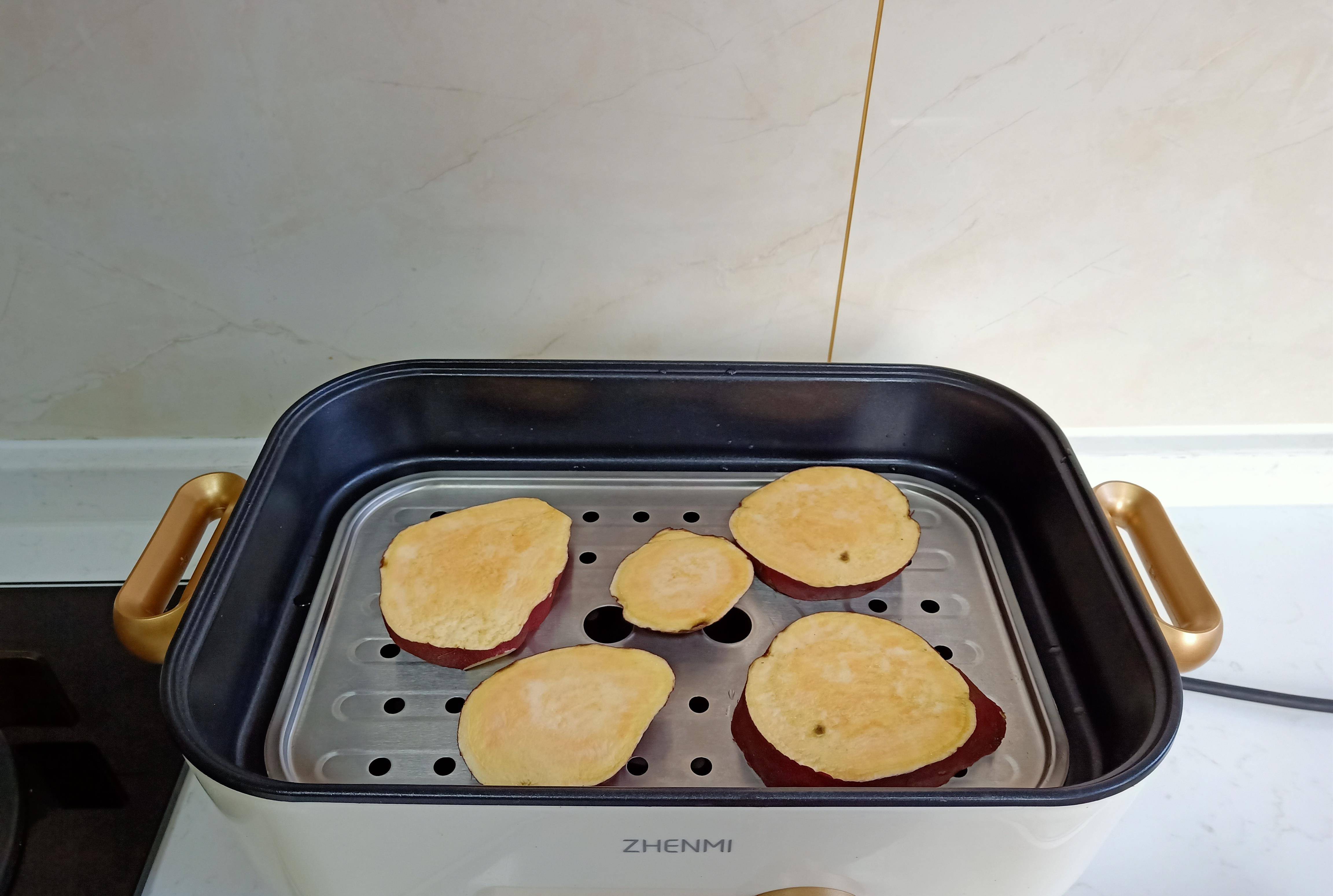 盒子|一家子的早餐走红,吃得舒服还不贵,网友:好好吃饭,高级的生活