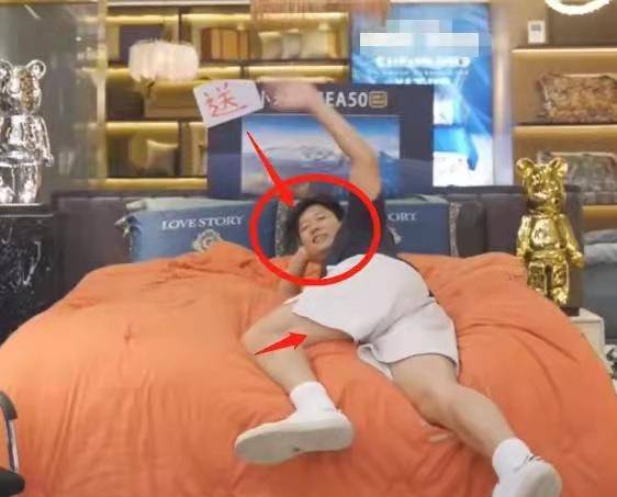 舒畅直播卖货直播间 7a2a5a70bd4f4bf8be291b29026be08e.jpeg