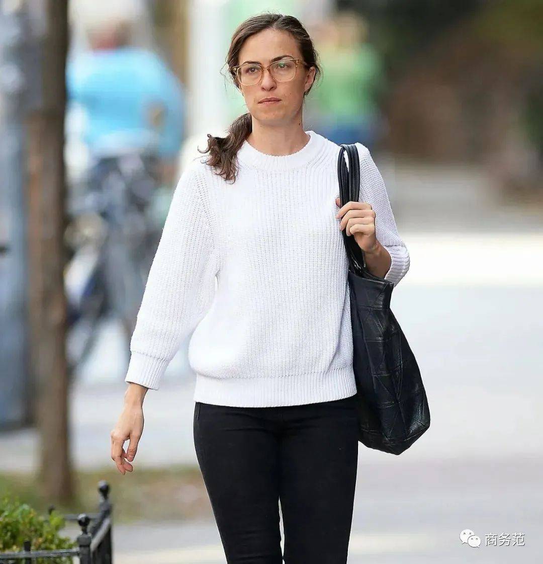 乔布斯小女儿走秀长女从小被嫌弃富养vs弃养差别大