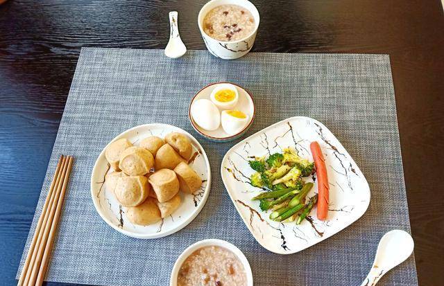 蔬菜|教你做懒人早餐，15分钟1大桌，好吃又省事儿，儿子身高超过175