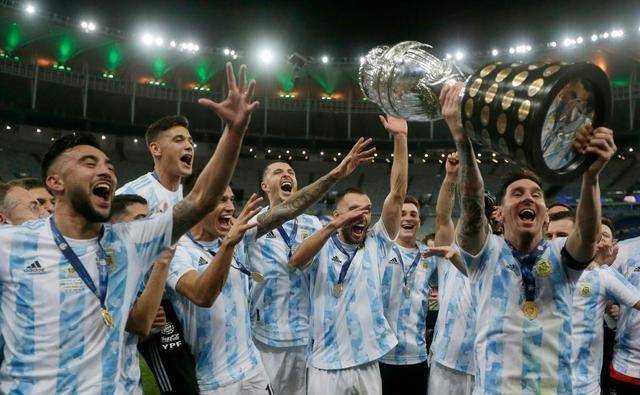 阿根廷完成了更新换代，美洲杯夺冠后，潘帕斯雄鹰质变了！