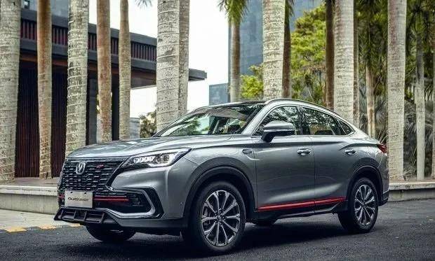 拥有2021款长安cs85coupe格局见世界