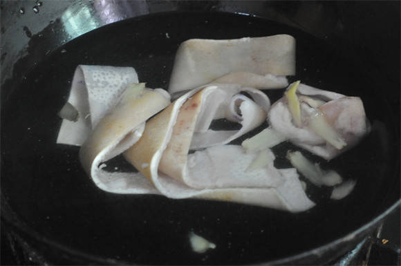 猪皮怎么弄干 d90af389396e427c8768f5ae251e9d81.jpeg