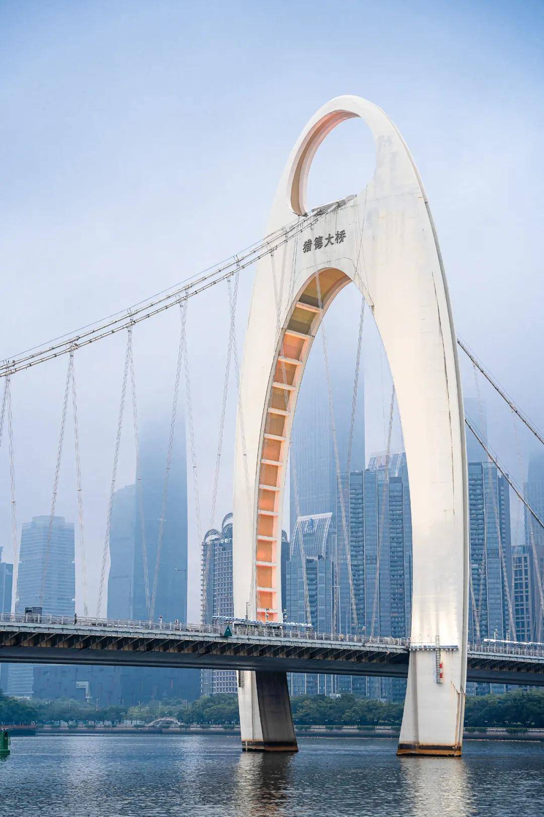 广州珠江大桥图片素材-编号10577034-图行天下