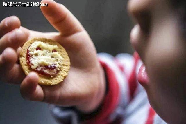 食品|这种“糊弄娃”早餐正蔓延，阻碍孩子身体和智力发育，不建议吃