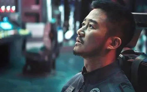 吴京|《流浪地球2》开机图传出，吴京刘德华现身现场，张丰毅首次曝光