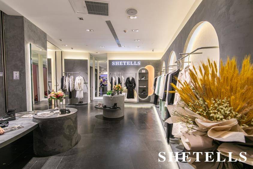 时装 轻奢女装品牌SHETELLS 2021 F/W 海上女爵新品系列发布