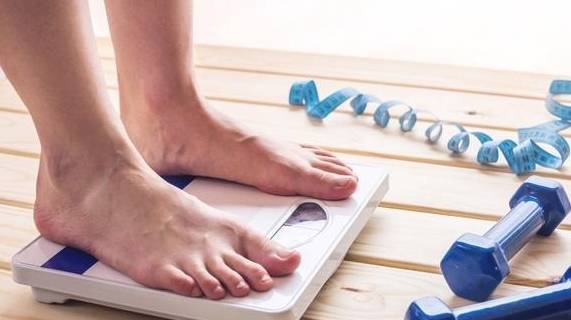 肾脏|肾病患者注意!避免尿毒症,这4个指标要先控制好