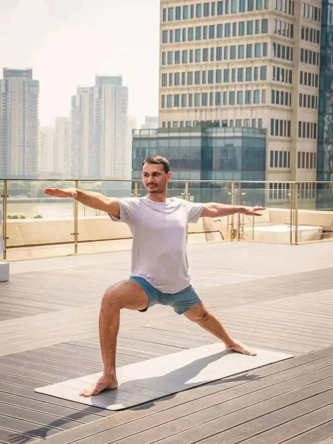  "Peter Walters Yoga: Discover the Art of Tranquility through Mindful Movement"