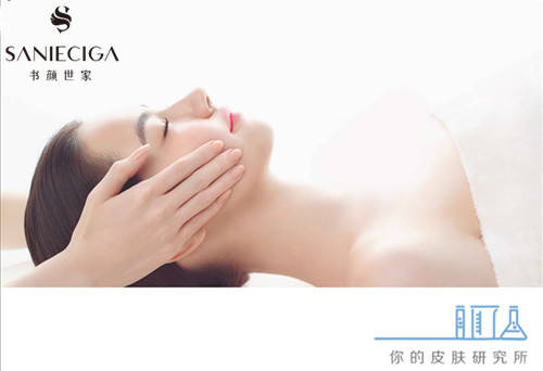 脸部睡前护肤的重点!