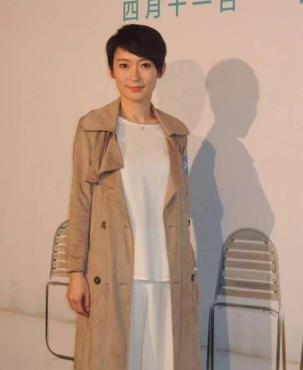 吃两家茶礼！TVB前知名女星周家怡游走两台之间，角色从医生变妈妈_剧集